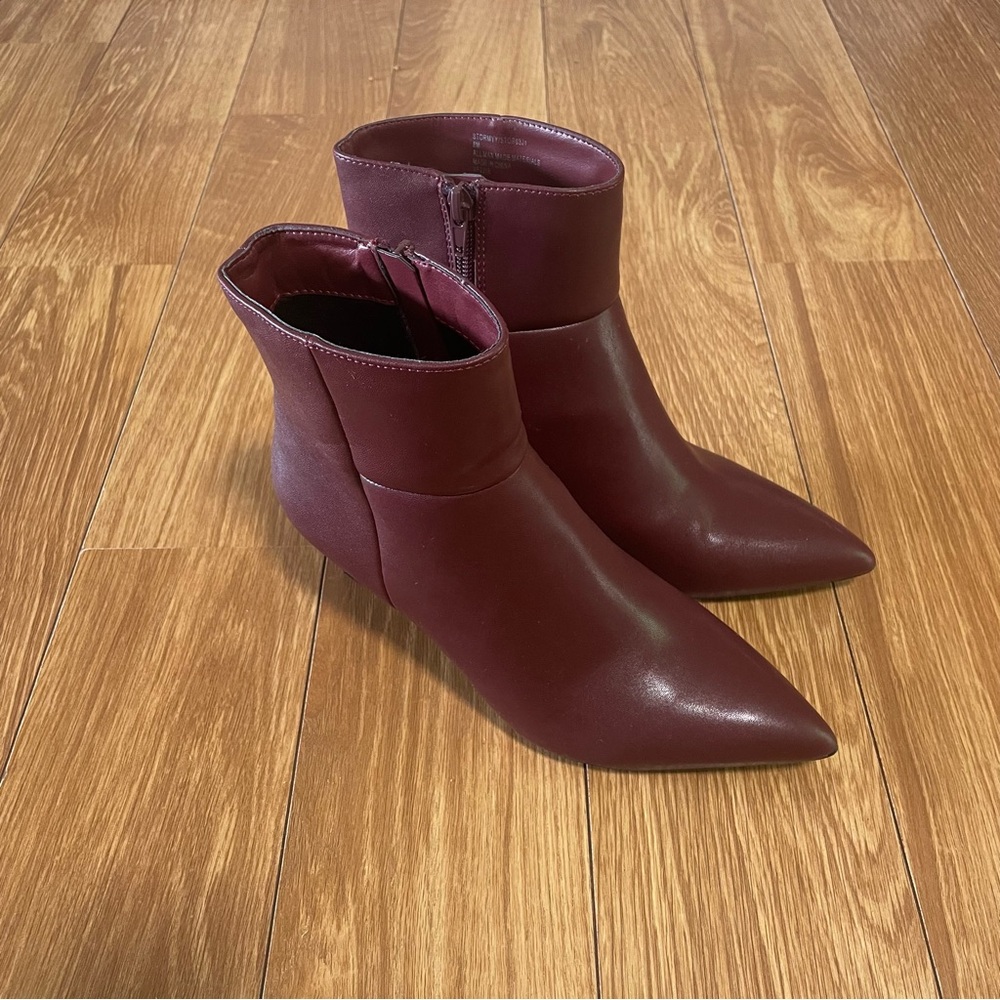 NWOB Franco Sarto Burgundy Ankle Boots